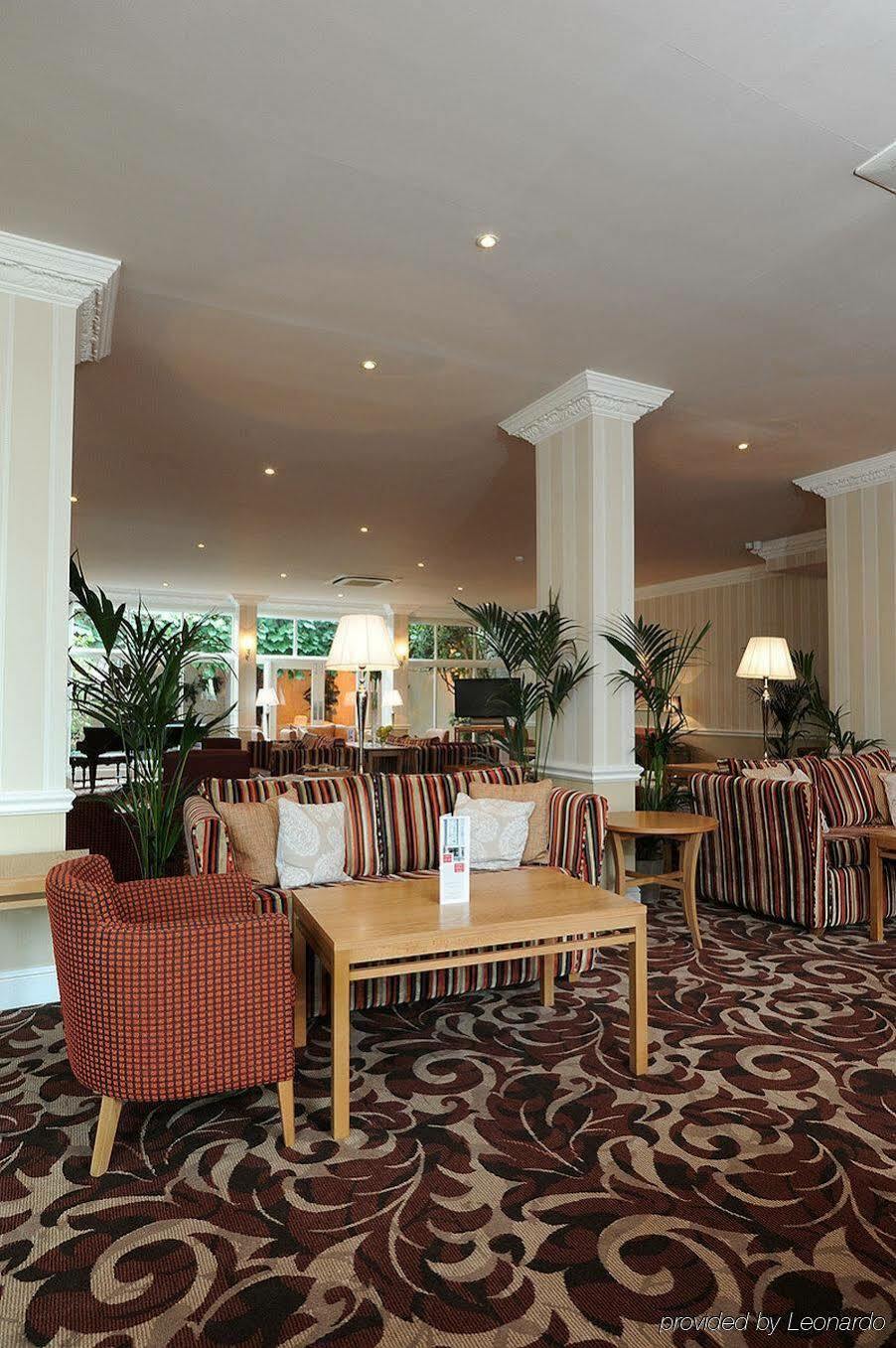 Palm Court Hotel สการ์โบโรห์ ภายนอก รูปภาพ